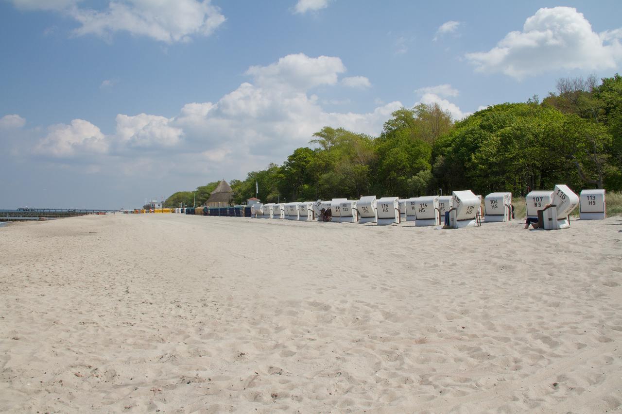 Hotel Am Strand Ostseebad Kühlungsborn Buitenkant foto